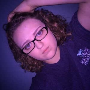 Meet your Posher, Kaci